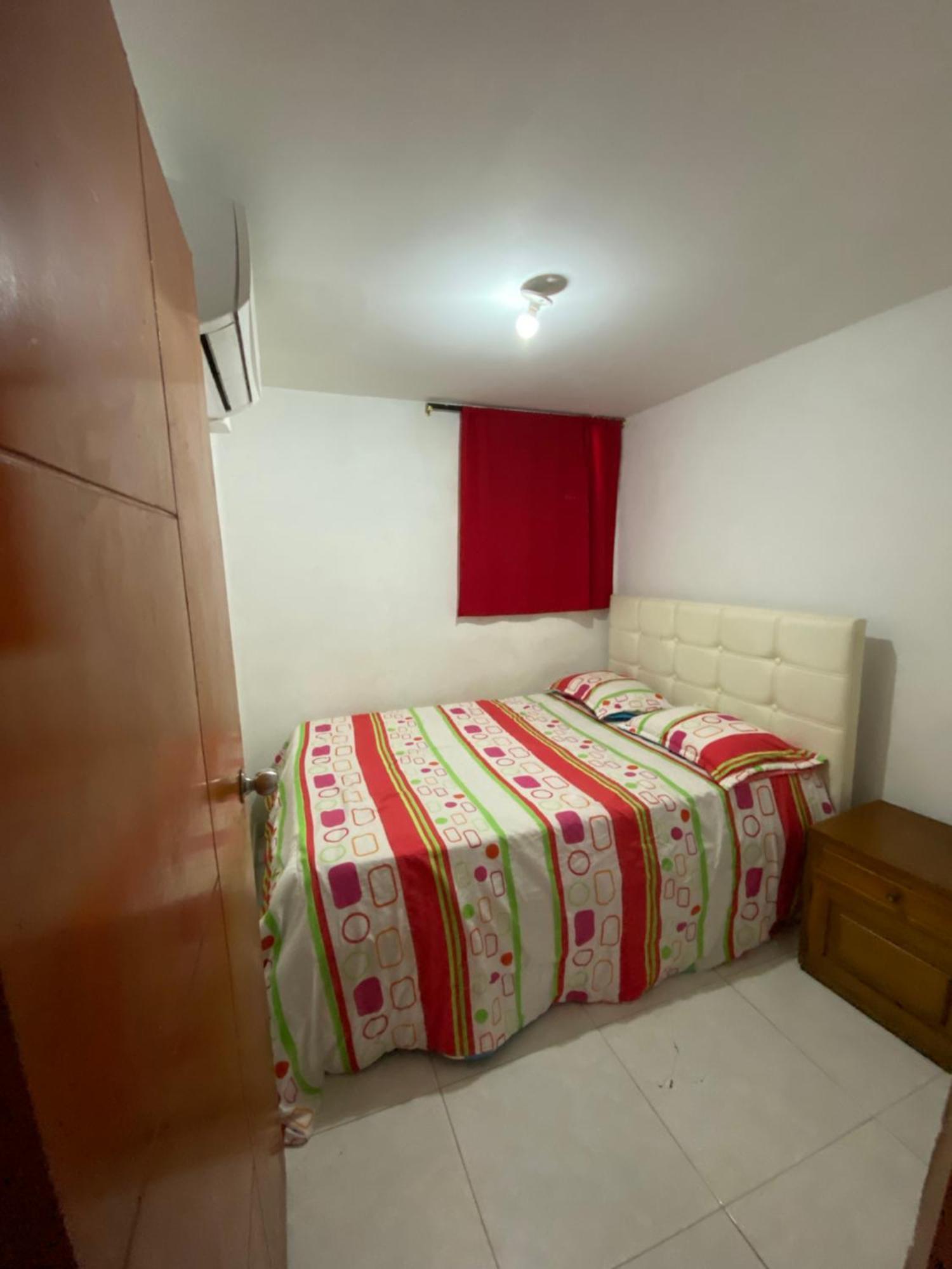 Apartamentos Turisticos Cartagena Luaran gambar